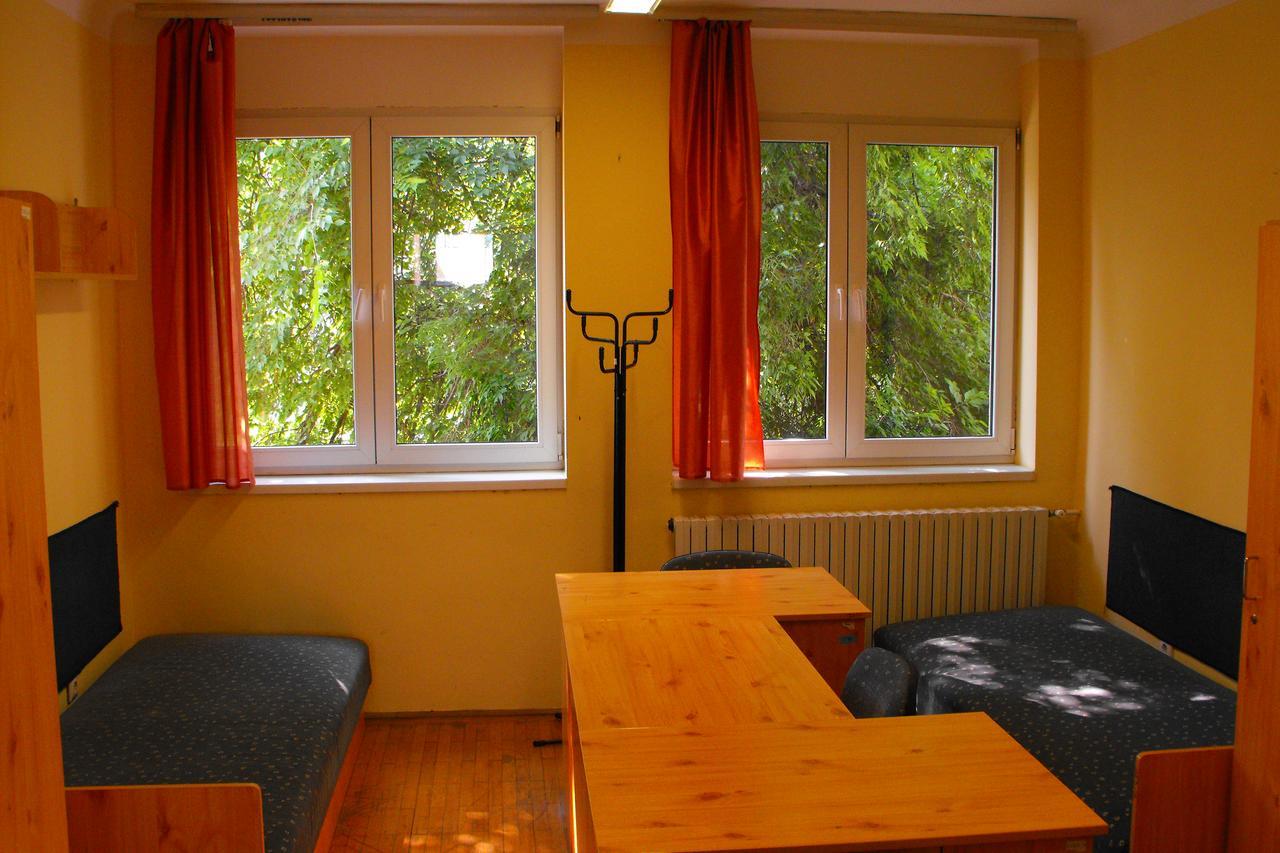 József Attila Guesthouse Budapest Extérieur photo